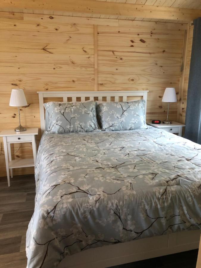 Les Chalets De La Colline Inc Baie-Sainte-Catherine Luaran gambar